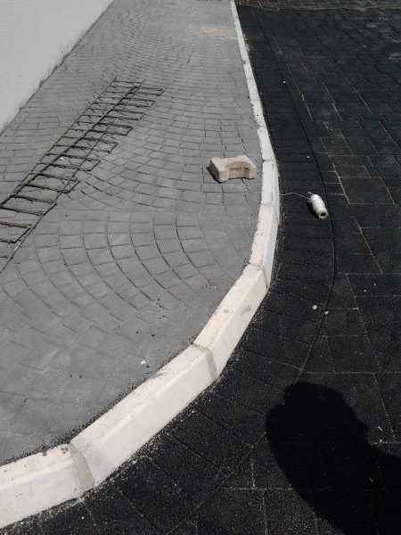 Bahçeşehir Koleji Tretuar Bordürü Uygulaması