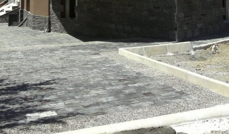 Ebatlı Katman Taşı ve wash Beton Uygulaması