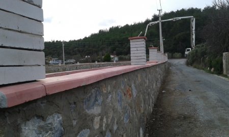 Taş Duvar Küpeştesi
