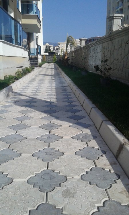 Akçakaya İnşaat Çim Bordürü Uygulaması