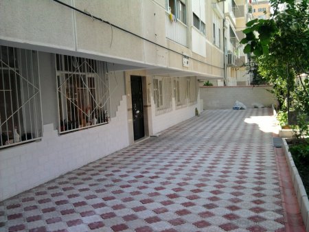 Çağlar Apartmanı